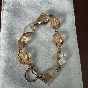 Elegant Gold Crystal Bracelet